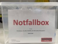 Notfallbox (Basic BOX) mit Flüssigkeitsschnellbinder für z.B. Erbrochenes, Blut, Urin